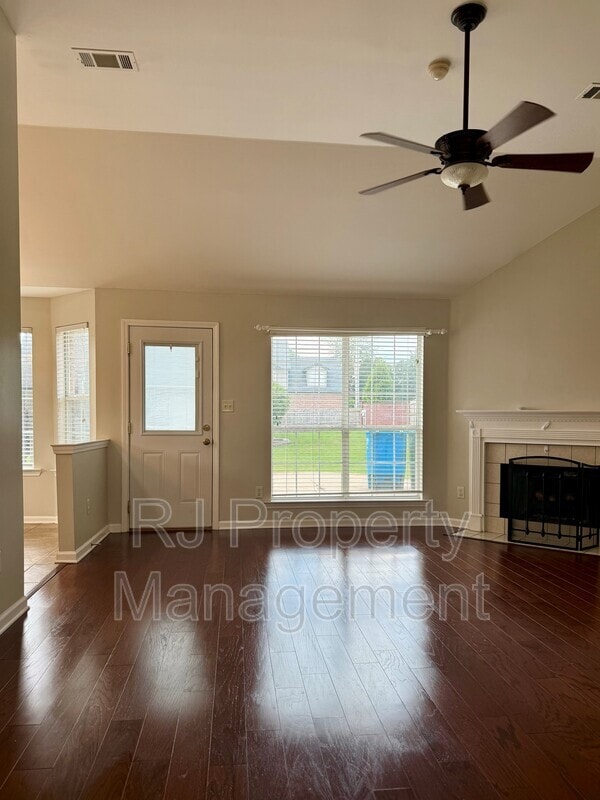 Photo - 11579 Mahogany Dr