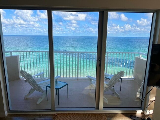 Building Photo - 1950 S Ocean Dr Unit 8Q