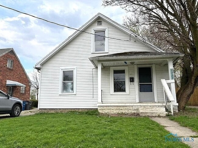 Photo - 1723 Stahlwood Ave House