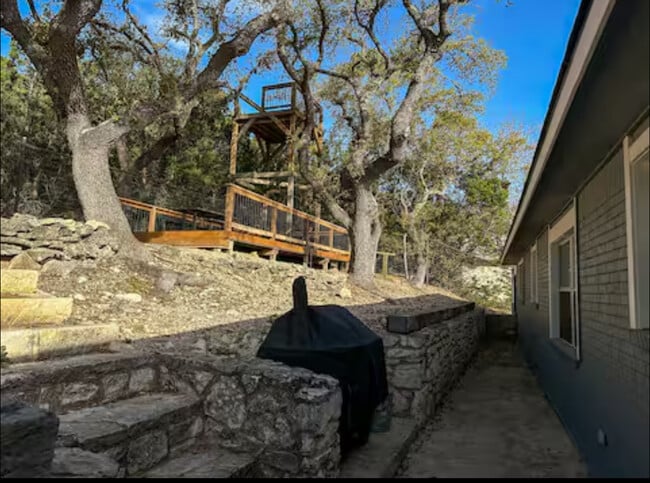 Photo - 1049 Meckel Dr