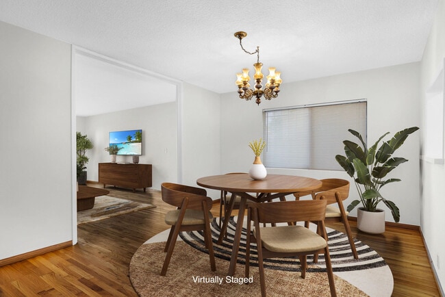 Photo - 824 S Shenandoah St Unidad 2