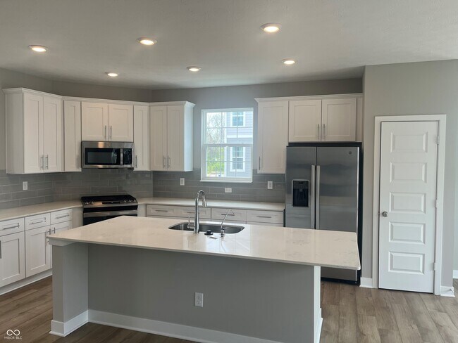 Photo - 6910 Equality Blvd Townhome