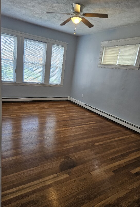 Building Photo - 8 Astoria St Rental