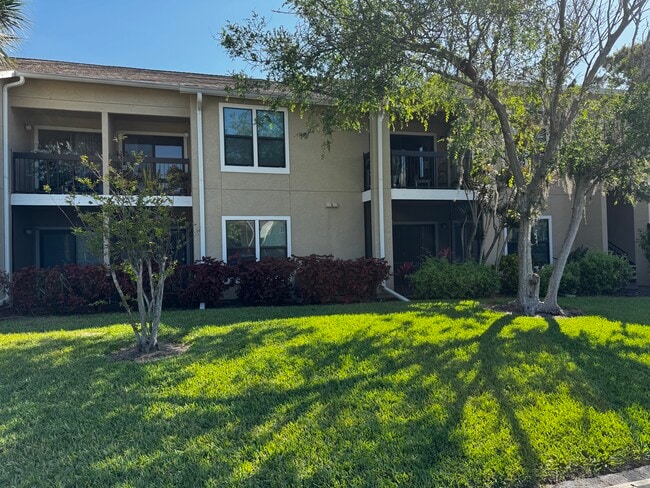 front - 4045 Crockers Lake Blvd Unit 2215