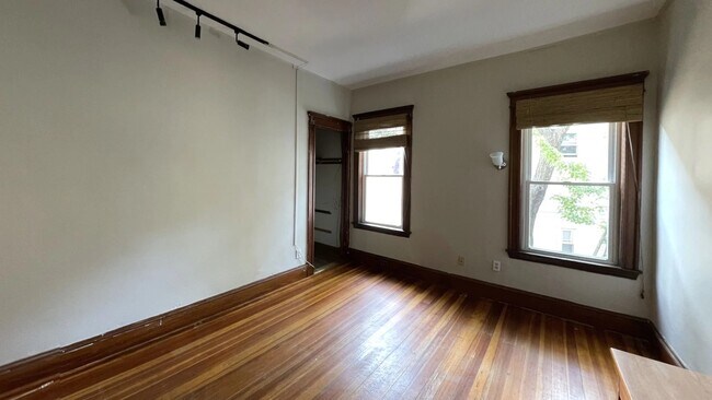 Photo - 24-1 Dearborn Rd Unidad 1