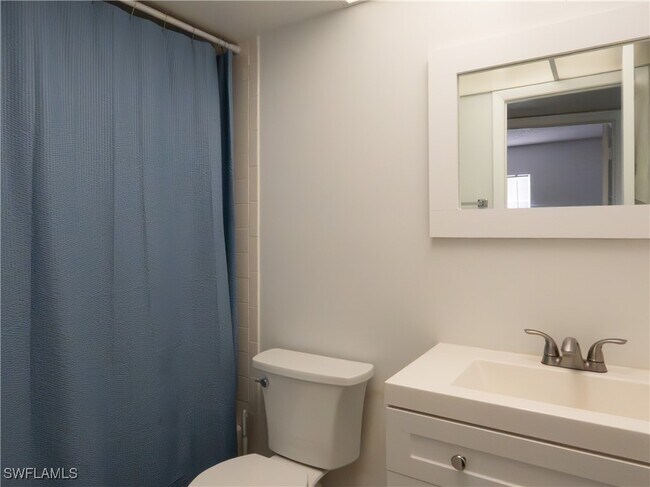 Photo - 180 Turtle Lake Ct Unit 209