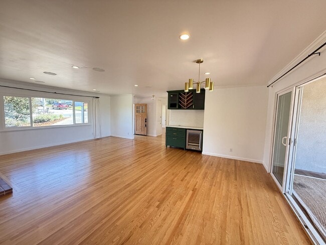 Photo - 1401 Forest Ave