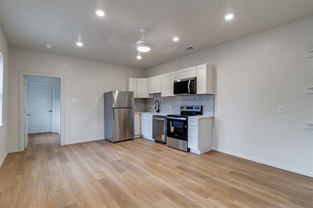 Photo - 3838 Peoria St