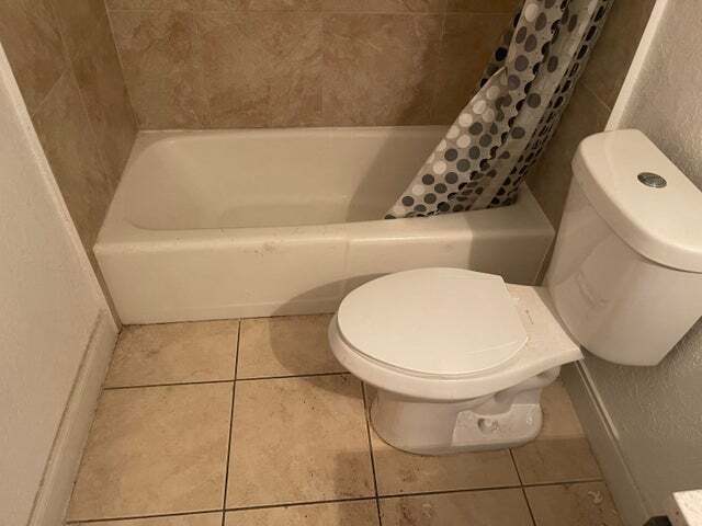 Photo - 198 SW 15th St