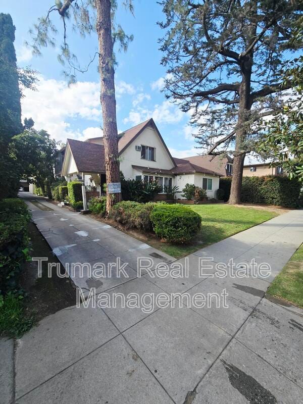 Building Photo - 1705 Fremont Ave Unit 3