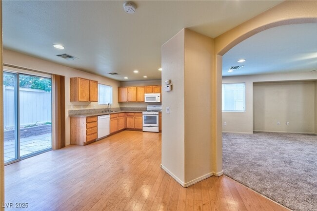 Photo - 3945 Bayamon St