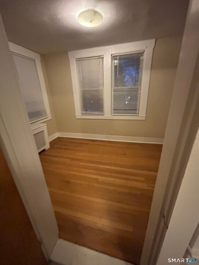 54 Sherman Ave Unit 3