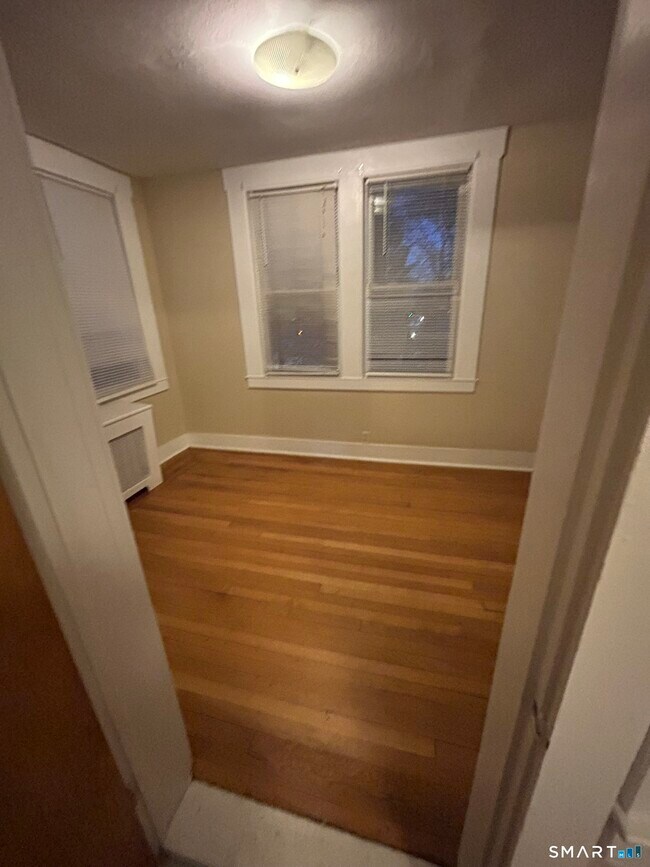 Photo - 54 Sherman Ave Unit 3