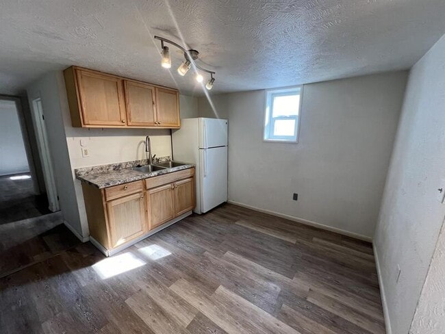 Photo - 2616 Ames Ave