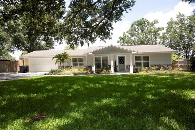 Building Photo - 6211 Woodsfield Way Rental
