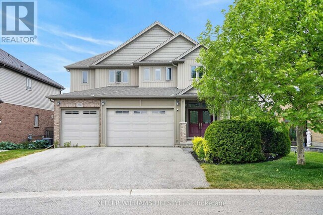 Photo - 2200 Dogwood Crescent