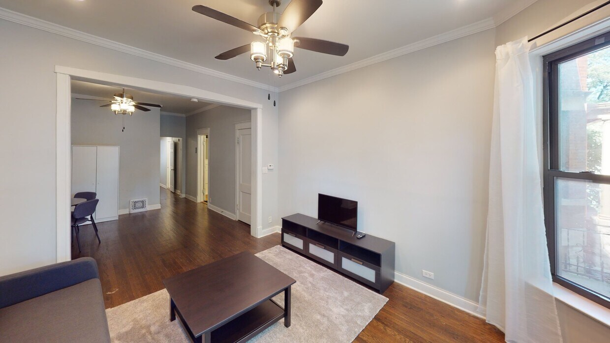 Photo - Private bedroom in 3 bed/1 bath Home