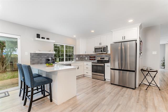 Photo - 1700 Delaford Cir