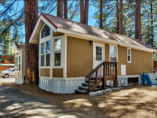 Building Photo - Tiny home available now in Kings Beach! Unit #19