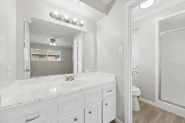 Building Photo - 23834 English Oak Dr
