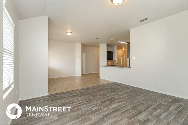 Photo - 2604 Mill Springs Pass