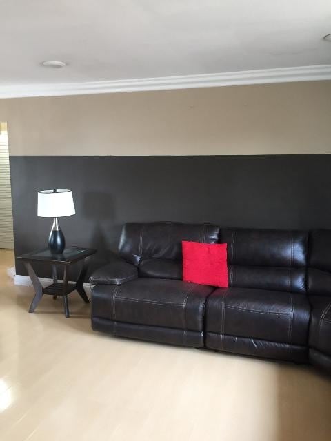 living room - 1108 S La Peer Dr