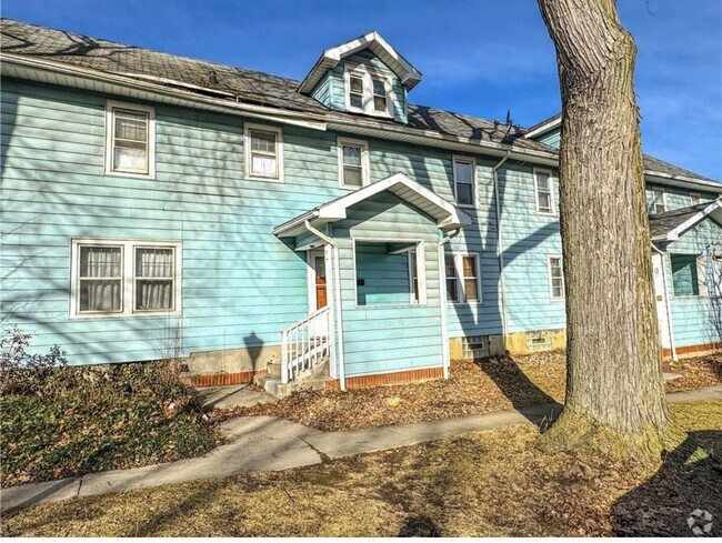 Building Photo - 7 Edgeland St Rental
