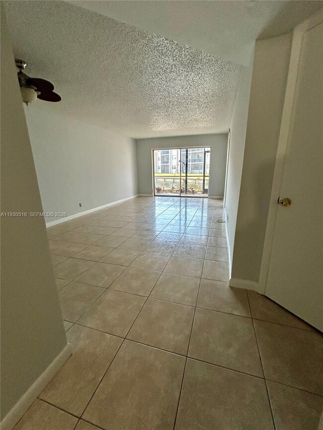 Photo - 8010 N Colony Cir Unidad 106