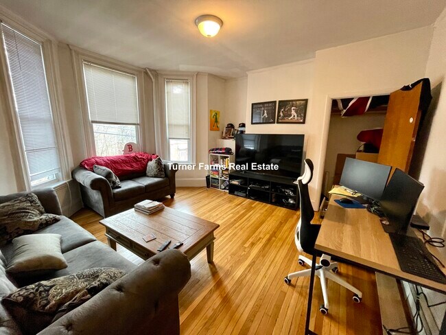 Photo - 38 Newton St Unit 1