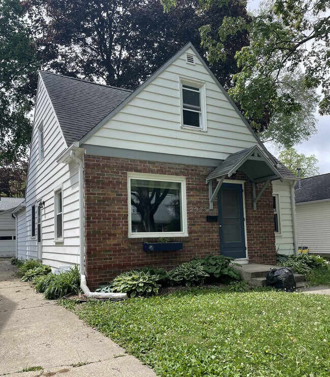 Photo - 2925 Stevens St House