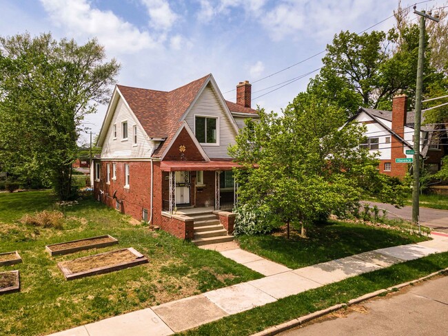 Building Photo - 16261 Indiana St Unit 2 - Upper - V 10/10/24 (T) Rental
