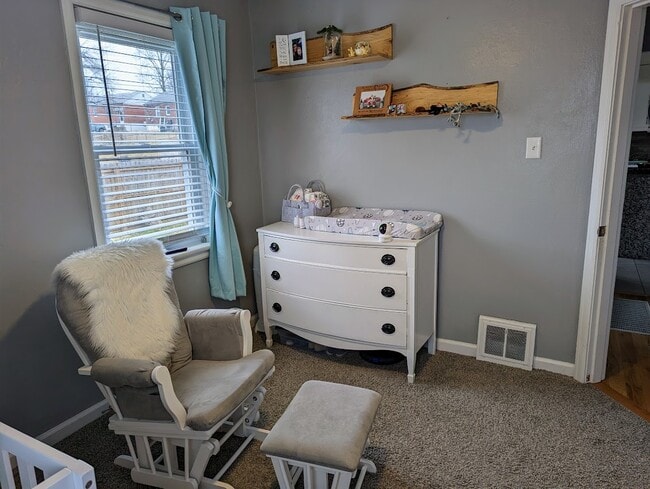 Photo - 7417 Morganford Rd