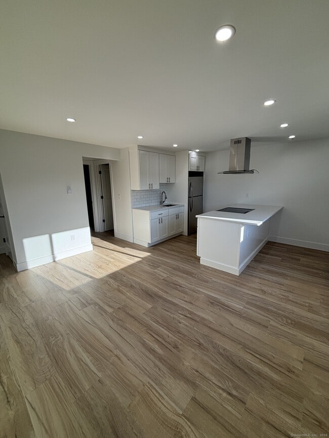 Building Photo - 207 Beaver St Unit C1