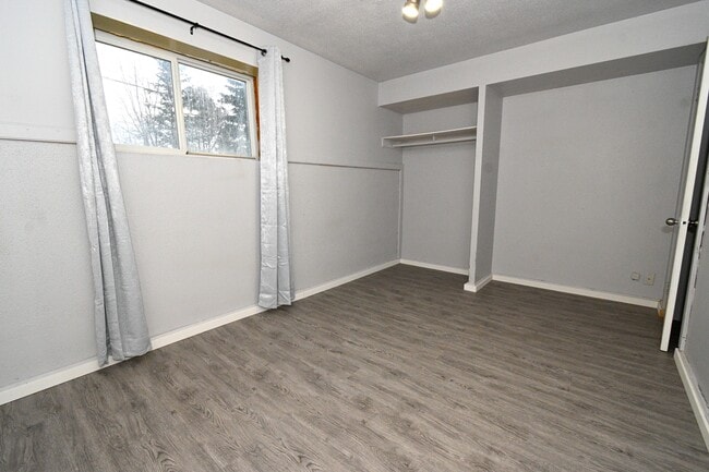 Photo - 1863 Juniper St