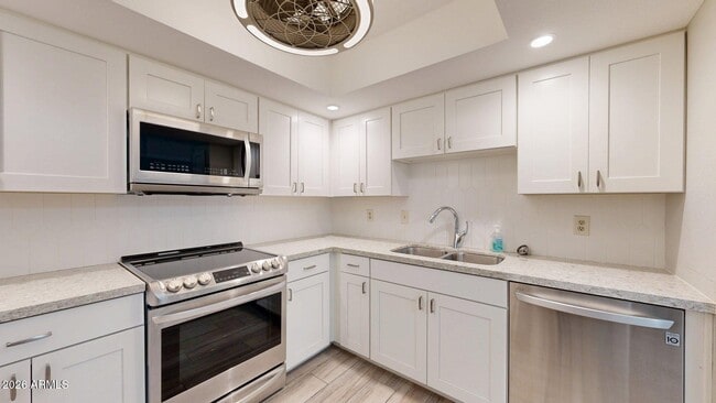 4200 N Miller Rd Unit 309