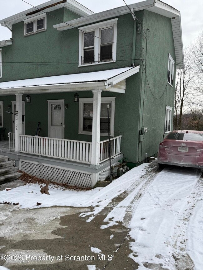 Photo - 2140-2140 Pond Ave