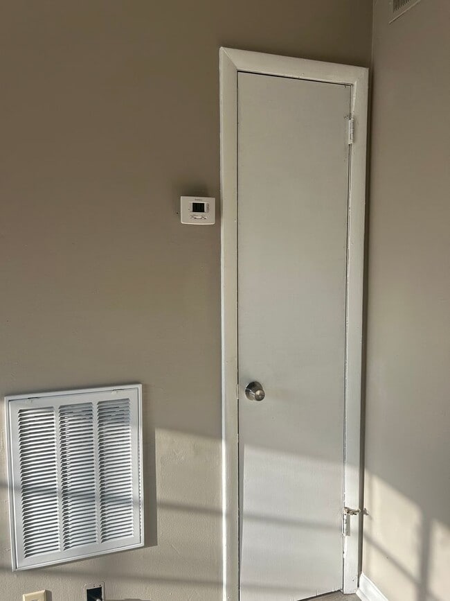 Photo - 3653 Shirl Jo Ln Unit B