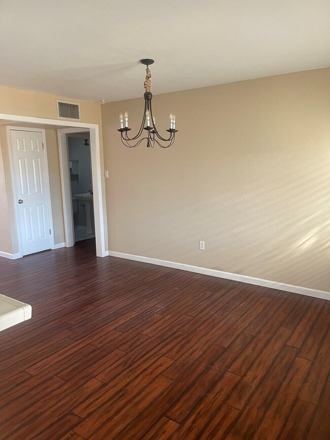 Photo - 1308 Alpine St