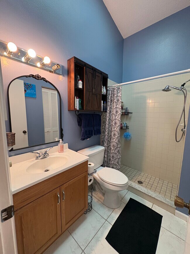 Photo - 746 N Jefferson Ave Unidad 746