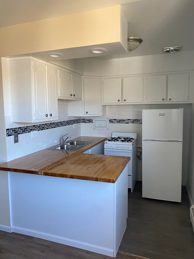 Photo - 5940 N Kenmore Ave Unidad 505