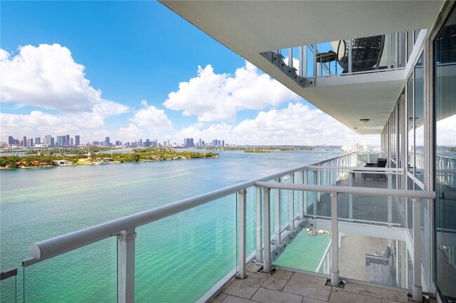 Photo - 520 West Ave Unidad 1902