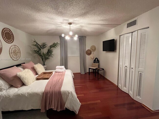 Photo - 5301 NW 2nd Ave Unidad 104