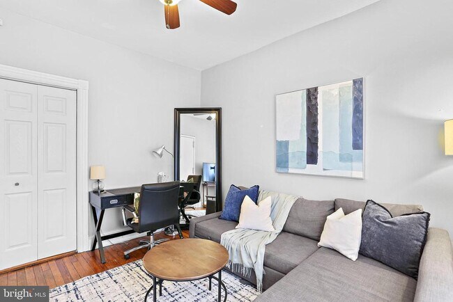 Photo - 1211 33rd St NW Unit 1