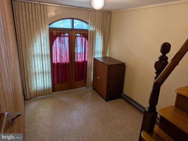 Building Photo - 419 York Rd Rental