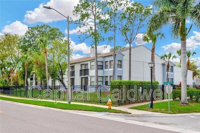 Photo - 1900 Pelican Landing Blvd Unidad 1022