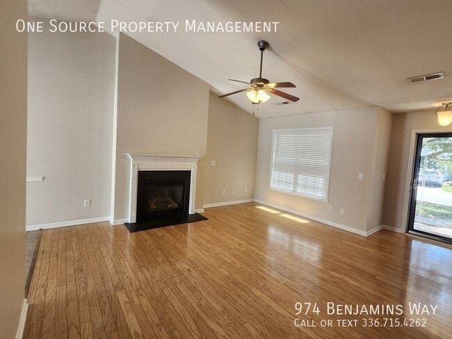 Photo - 974 Benjamins Way