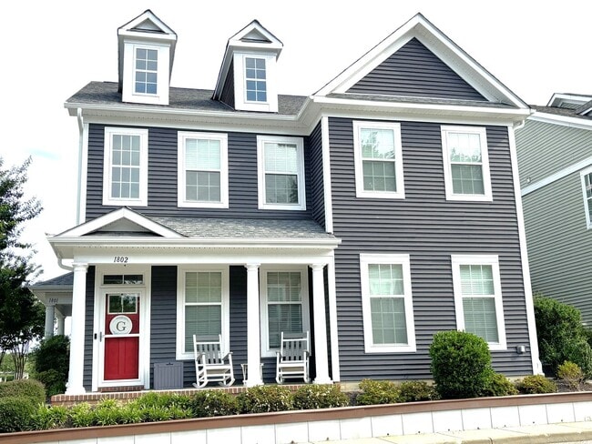 Photo - Marketing title- 4 bedroom/ 3 bathrooms- The Promenade at John Tyler