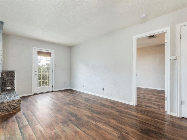 Photo - 516 S Park Dr Unidad 204