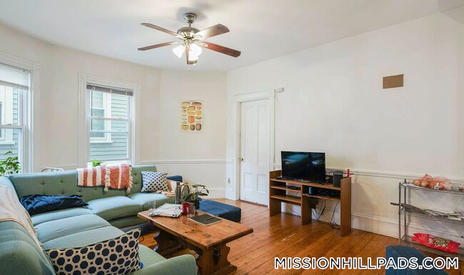 Photo - 13 Sachem St Unit 3