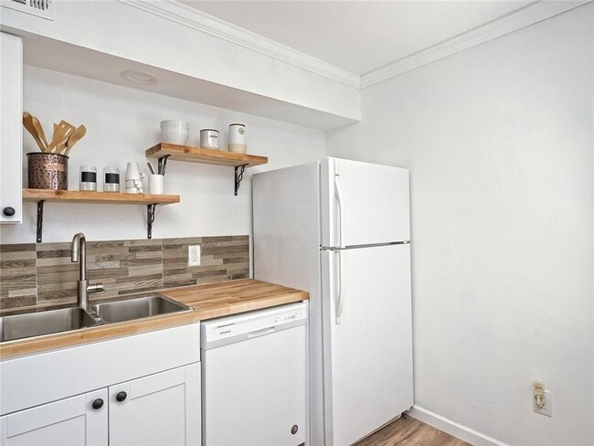 Photo - 1840 Burton Dr Condo Unit 226